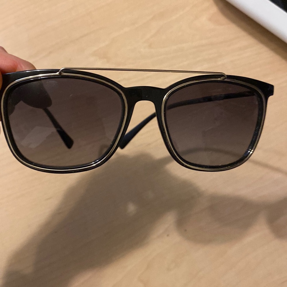 Beautiful Versace sunglasses in great condition, no box